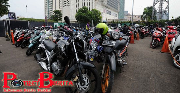 Mudik, Kini Warga Jakarta Bisa Menitipkan Kendaraan Di Kantor Pemerintah!