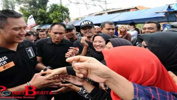 demokrat-memanfaatkan-bus-mudik-untuk-memperkenalkan-agus-yudhoyono