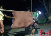 Tragis, Jenazah Dilarang Diangkut Ambulans, Terpaksa Ditandu Hingga 5km