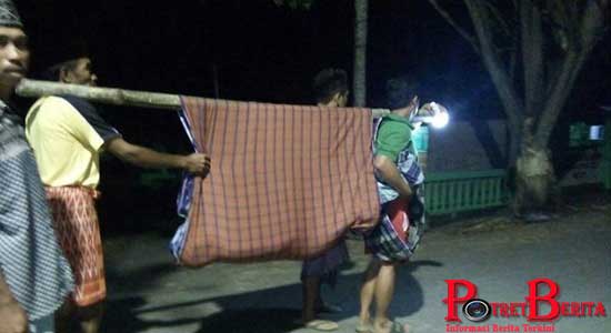 Tragis, Jenazah Dilarang Diangkut Ambulans, Terpaksa Ditandu Hingga 5km