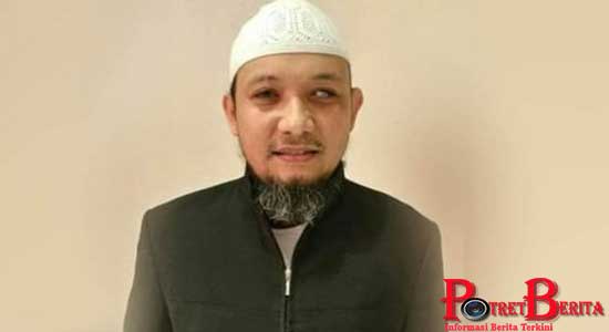 Entengnya Mulut Politisi DPR Mengatakan Novel Kaleng Rombeng Dan Pahlawan Cengeng