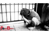 Guru TK Terekam CCTV Tuang Deterjen ke Kotak Makanan, Murid Keracunan