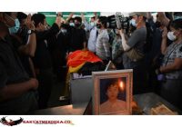 Dorr! Polisi Myanmar Bubarkan Pelayat di Upacara Pemakaman