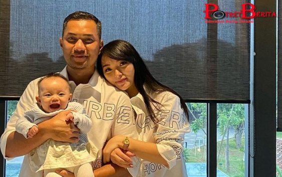 Suami Ulang Tahun, Zaskia Gotik Hadiahi Jam Tangan Mewah