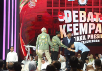 Permintaan Maaf Gibran ke Mahfud di Tengah Debat Cawapres