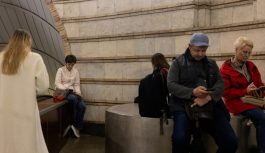 Warga Kyiv Pantau Pergerakan Rudal Rusia Lewat Kanal Telegram Warga Kyiv Pantau Pergerakan Rudal Rusia Lewat Kanal Telegram